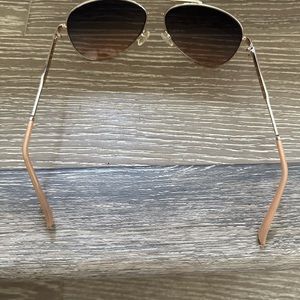 EUC Jessica Simpson Sunglasses